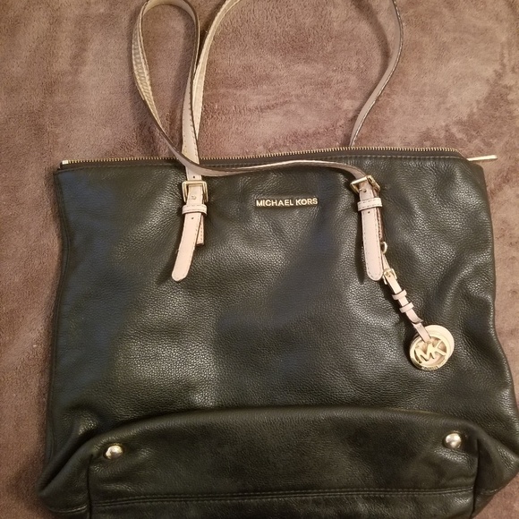 MICHAEL Michael Kors Handbags - Michael Kors Tote Authentic black and tan